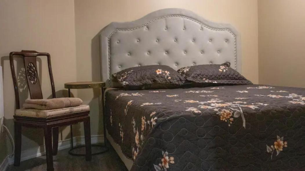 Riz Khan Peaceful Mississauga Home エクステリア 写真
